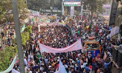 আ.লীগের বিজয় শোভাযাত্রায় নেতা-কর্মীদের ঢল