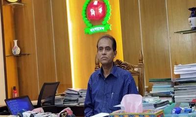 নির্বাচনটা পিকনিকের মতো: ইসি আলমগীর