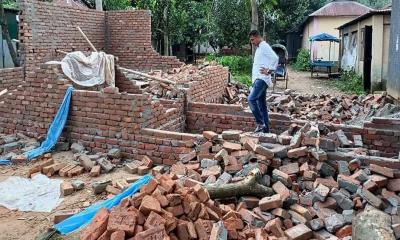 চাঁদা না দেয়ায় নির্মাণাধীন বসতঘর ভাংচুরের অভিযোগ