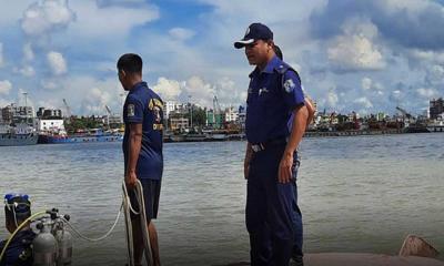 কর্ণফুলীতে জাহাজডুবি: নিখোঁজ ৪ জনের লাশ উদ্ধার