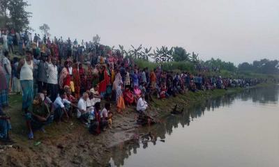 জয়পুরহাটে প্রতিমা বিসর্জন দিতে এসে ২ শিক্ষার্থী নিখোঁজ