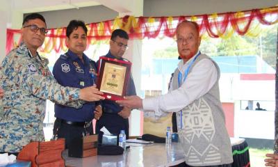 পুলিশ বীর মুক্তিযোদ্ধা ও তাদের পরিবারের সদস্যদের বিশেষ সংবর্ধনা প্রদান