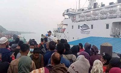 ১৪ ঘণ্টা পর সেন্টমার্টিন থেকে ফিরল সাগরে আটকেপড়া জাহাজ