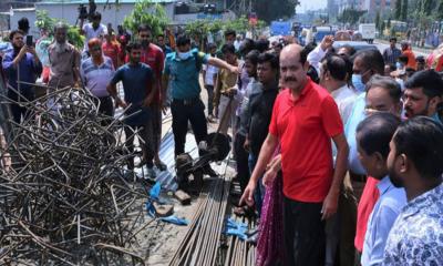 সড়ক-ফুটপাতে রাখা নির্মাণ সামগ্রী নিলামে বিক্রি