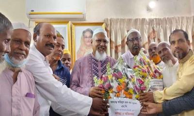 ইসলামপুরে ধর্ম প্রতিমন্ত্রীকে ফুলেল শুভেচ্ছা জানিয়েছে কৃষকলীগ