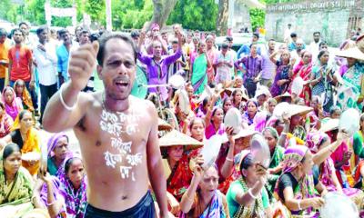 আন্দোলন প্রত্যাহার, আগের মজুরিতেই কাজে ফিরছেন চা শ্রমিকরা