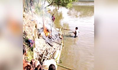 সরকারিভাবে শশ্মানঘাট চায় শতাধিক হিন্দু পরিবার