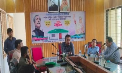 সোনারগাঁওয়ে ৪২ অসহায় পরিবার পাকাঘর ও জমি পেয়ে মহাখুশি