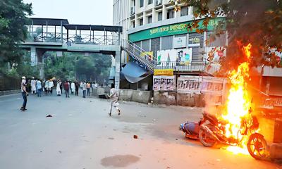 সাঈদীর মরদেহবাহী অ্যাম্বুলেন্স ঘিরে হামলা মামলায় আসামি ৫ হাজার