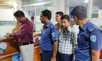 ব্রাহ্মণপাড়ায় ৩  ট্রাভেল এজেন্সীকে অর্থদণ্ড