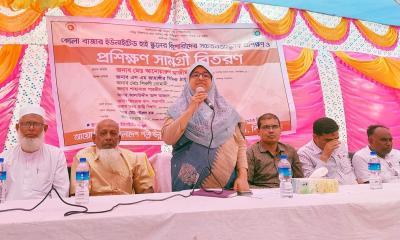 বাল্যবিবাহ রোধে কালীগঞ্জে কিশোরী ও ইমামদের সচেতনমূলক প্রশিক্ষণ
