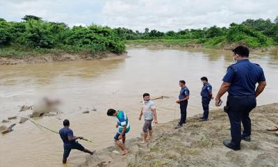 মাটিরাঙ্গায় যুবকের অর্ধগলিত লাশ উদ্ধার