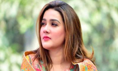 চিত্রনায়িকা মাহিয়া মাহি গ্রেপ্তার