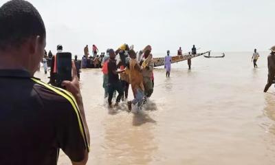 নাইজেরিয়ায় বরযাত্রীবোঝাই নৌকা ডুবে শতাধিক মৃত্যু