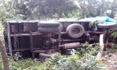 সিএনজি-ট্রাকের সংঘর্ষে প্রাণ গেল মা-মেয়ের, আহত ২