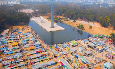 তিন বই না রাখার শর্তে আদর্শ প্রকাশনীকে স্টল বরাদ্দের নির্দেশ 