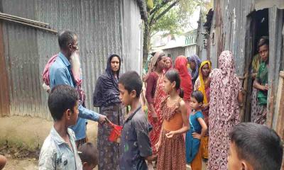 গ্রেপ্তার আতংকে পুরুষ শুন্য গ্রাম
