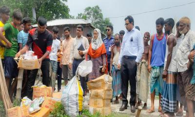 কাউনিয়ায় ভেজাল সার জব্দ, ব্যবসায়ীর জরিমানা