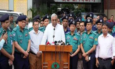 জনদুর্ভোগ, গাড়ি ভাঙচুর, হত্যা চেষ্টা করলে প্রতিহত: স্বরাষ্ট্রমন্ত্রী