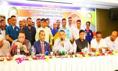 অর্থমন্ত্রীকে কাছে পেয়ে দূতাবাসের সেবা নিয়ে যা বললেন মালয়েশিয়া আওয়ামীলীগ