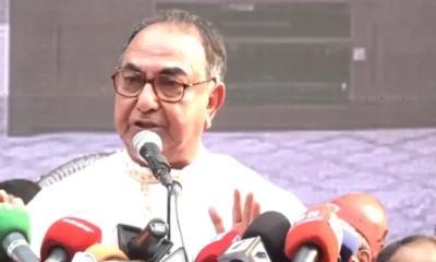 বিএনপি ১৭ বছর গাছে পানি দিয়েছে, ফল খাচ্ছেন আপনারা