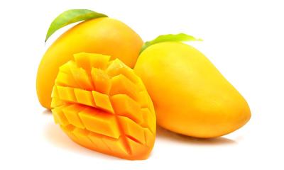 রাতে আম খেলে আমাদের শরীরে যা ঘটে!