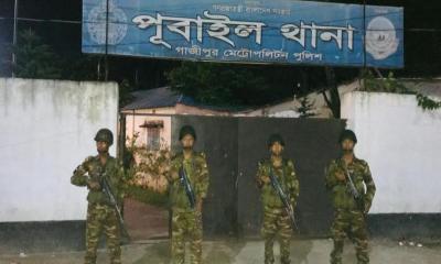 সেনা পাহারায় জিএমপির পূবাইল থানার কার্যক্রম শুরু