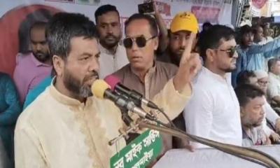 ‘নেতাকর্মী ও দলীয় চোর-ডাকাতদের রেখে শেখ হাসিনার পালায়ন রাজনৈতিকদের জন্য শিক্ষা’