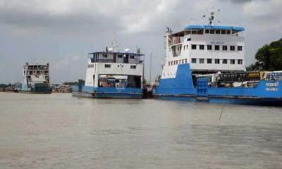 দৌলতদিয়া-পাটুরিয়া নৌরুটে ফেরি চলাচল শুরু