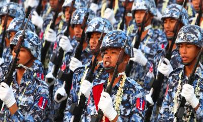 সেনাবাহিনীতে প্রাপ্তবয়স্কদের যোগদানে বাধ্য করল মিয়ানমার