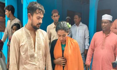 গৃহবধূকে বেঁধে স্বর্ণালঙ্কার লুট, দুই প্রতারক আটক