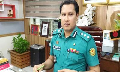বিপ্লব কুমারসহ ২ যুগ্ম কমিশনার বরখাস্ত