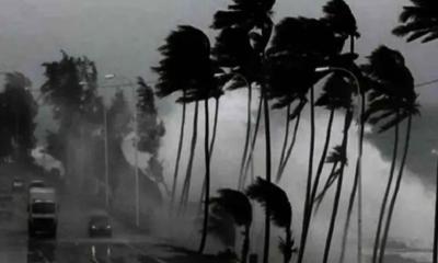 ঝড়-বৃষ্টির শঙ্কা, ৯ অঞ্চলের নদীবন্দরে সতর্কসংকেত