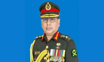 কাতারের উদ্দেশে রওনা দিয়েছেন সেনাপ্রধান