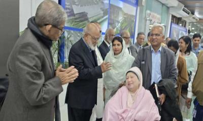 মঙ্গলবার সকাল সাড়ে ১০টায় দেশে আসছেন খালেদা জিয়া