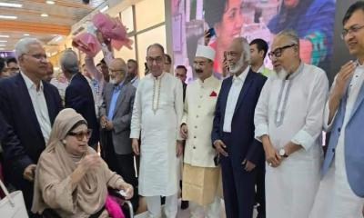 ফিরোজায় পৌঁছেছেন বেগম খালেদা জিয়া