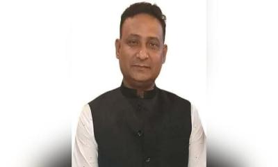 অভয়নগরে নিজ বাড়ি থেকে সাবেক ইউপি চেয়ারম্যান গ্রেপ্তার