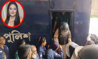 মানিকগঞ্জ আদালতে সাবেক এমপি মমতাজ