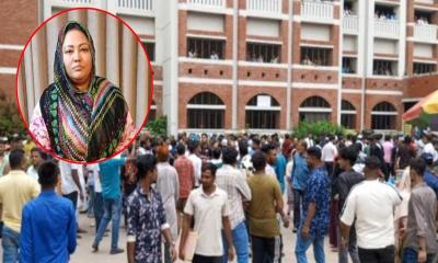 ৬ দিনের রিমান্ডে মমতাজ, আদালত প্রাঙ্গণে ডিম-জুতা নিক্ষেপ