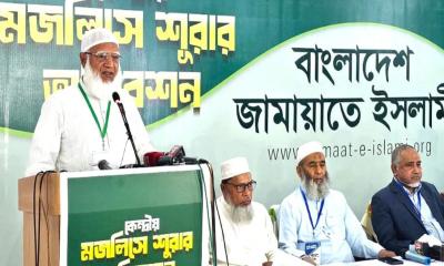 সংঘাত-কাদা ছোড়াছুড়িতে সমাধান মিলবে না, দরকার অর্থবহ সংলাপ