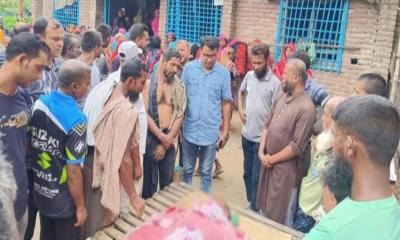 মহেশপুরে বিদ্যুৎস্পৃষ্টে প্রাণ গেল রাজব আলীর