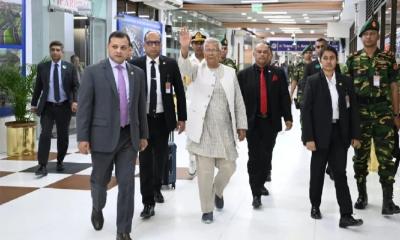 চার দিনের সফরে জাপান গেলেন প্রধান উপদেষ্টা