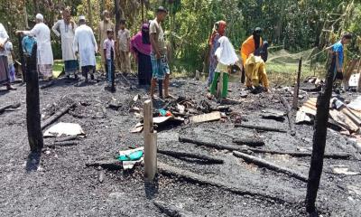 চাঁনপুরে ভয়াবহ আগুনে পুড়ে ছাই একাধিক বসতঘর