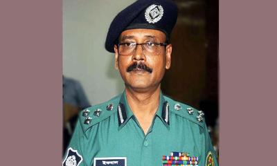 পুলিশের সাবেক অতিরিক্ত আইজিপি ইকবাল বাহার আটক