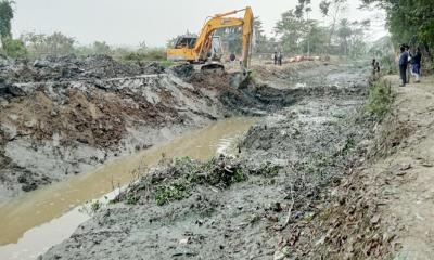 পাল্টেছে বরিশাল নগরীর ৭ খালের চিত্র