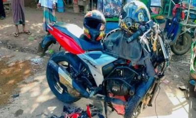 সাতকানিয়ায় মোটরসাইকেল দুর্ঘটনায় দুই বন্ধুর করুণ মৃত্যু