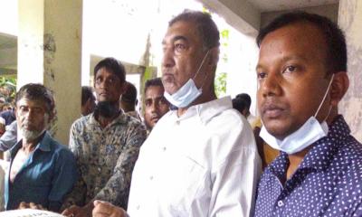 বোরহানউদ্দিনে জেলেদের মাঝে ভিজিএফ চাল বিতরণ