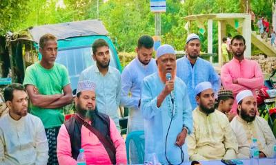 আওয়ামী লীগ গা ঢাকা দিয়ে নানা ষড়যন্ত্রে লিপ্ত রয়েছে