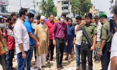 ছাগলনাইয়ায় যানজট নিরসনে অবৈধ স্থাপনা উচ্ছেদ অভিযান