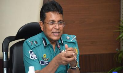 ঢাকায় এক হাটের গরু অন্য হাটে নিলেই ছিনতাই মামলা
